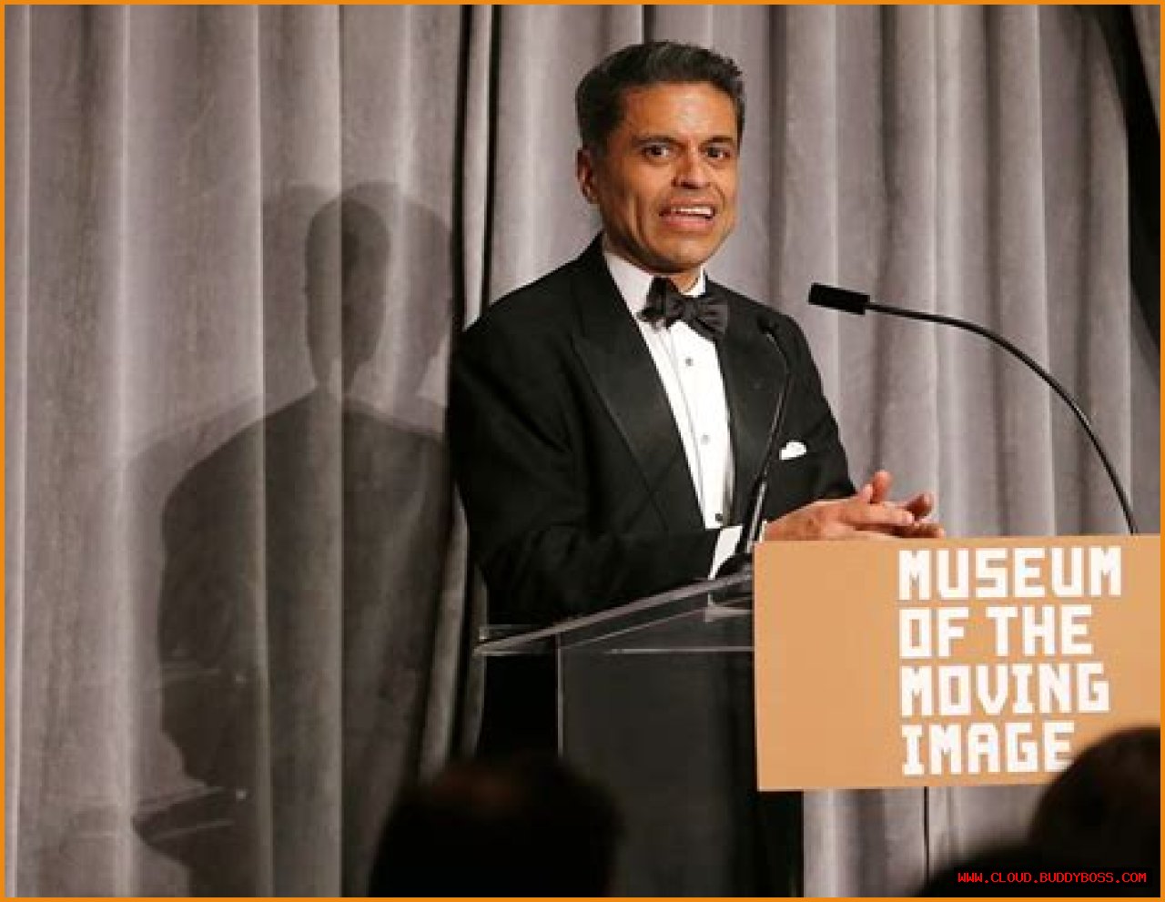 Unveiling Fareed Zakaria's Net Worth: Surprising Revelations